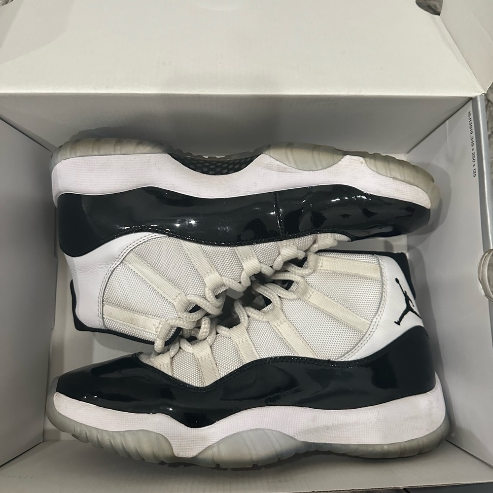Jordan concord 13 retros men’s 10
